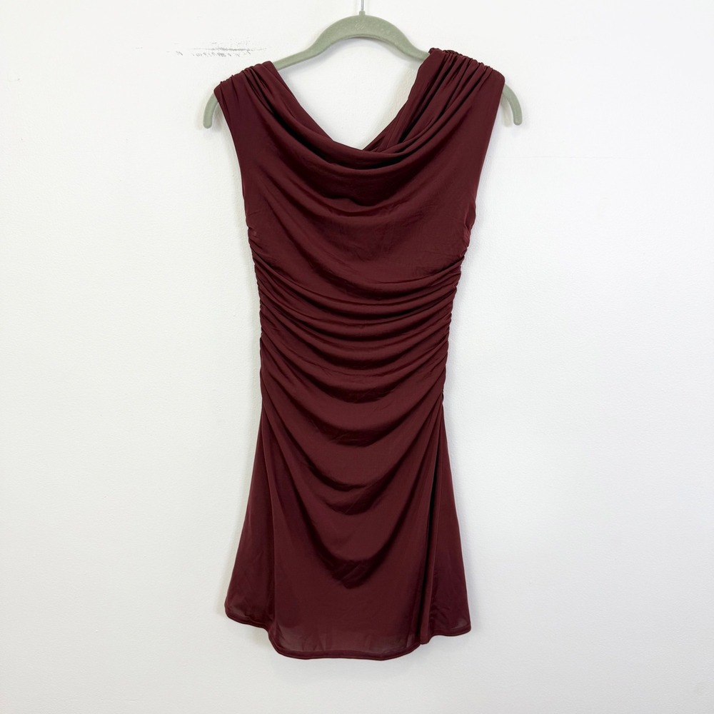 MESHKI Dakoda Slinky Off Shoulder Mini Dress Wine Size S - Picture 8 of 8